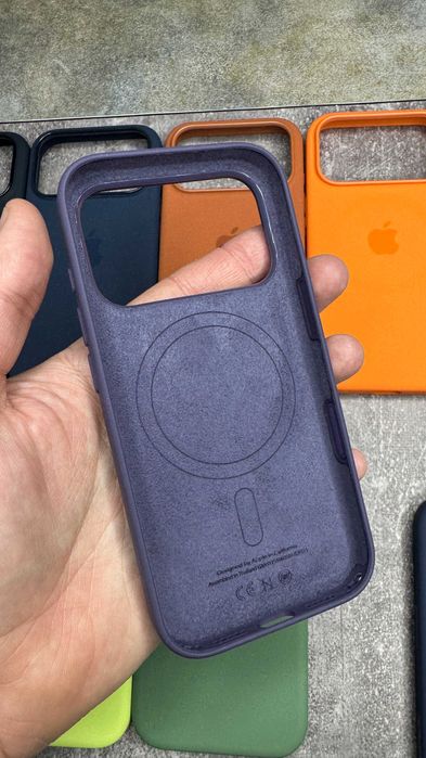 Чохол Silicone Case MagSafe з кнопкою + Animation iPhone 17 17 Pro Max