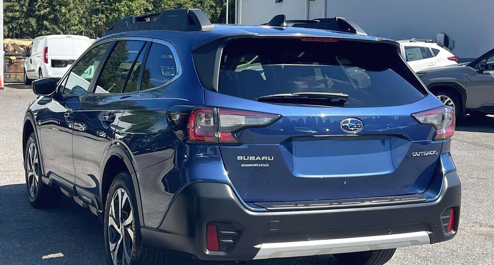 Subaru Outback      2021