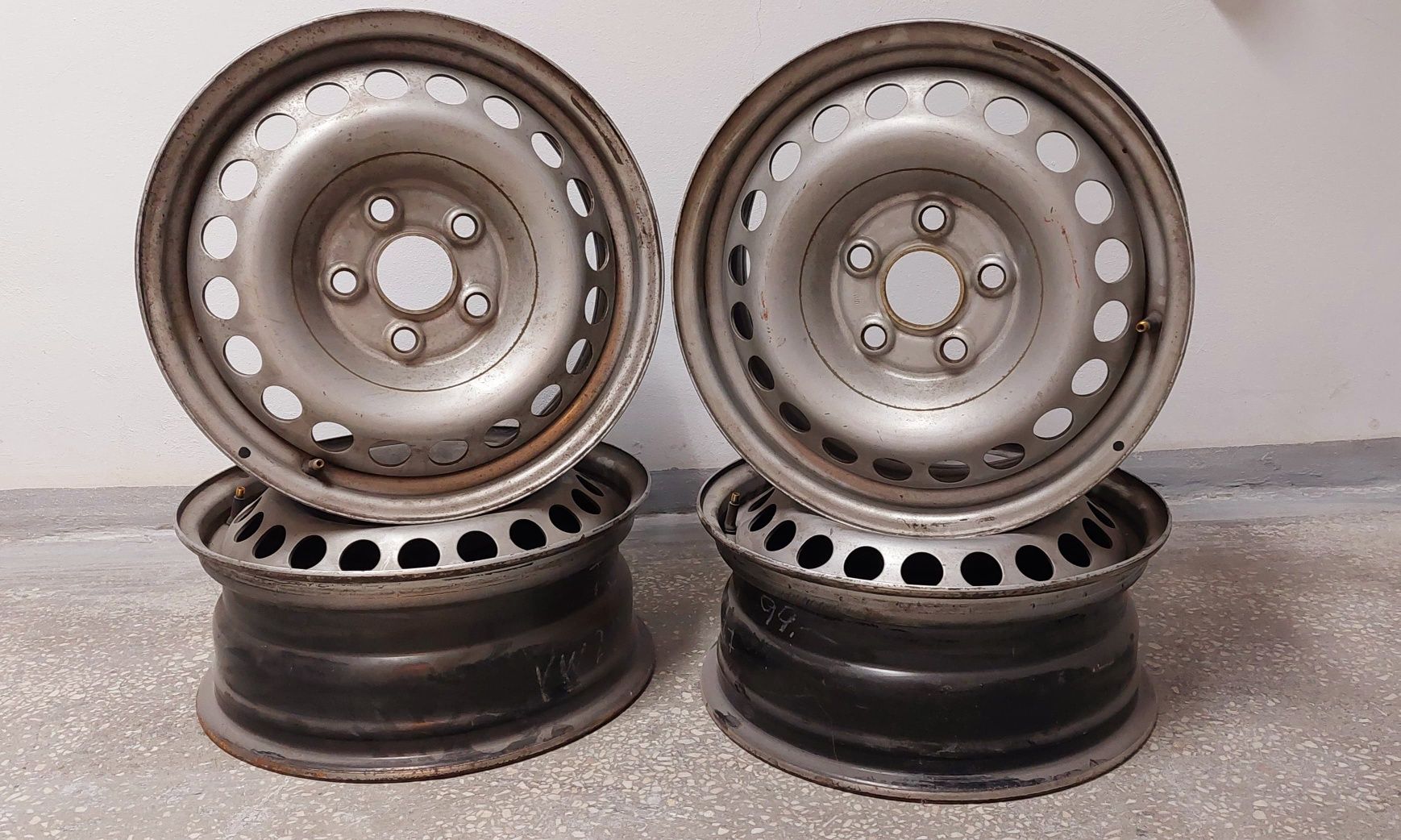 Felgi VW T5 stalowe 16 cali