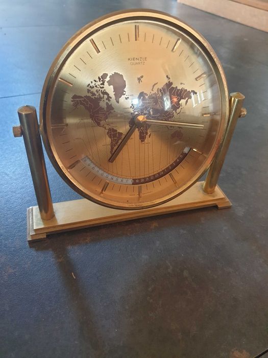 Zegar World Time Zone Clock