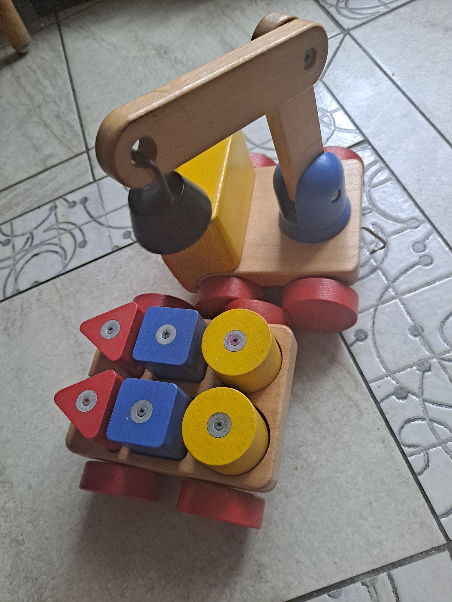 Zabawki drewniane Ikea, dźwig z magnesami klocki , domino,gratis mula