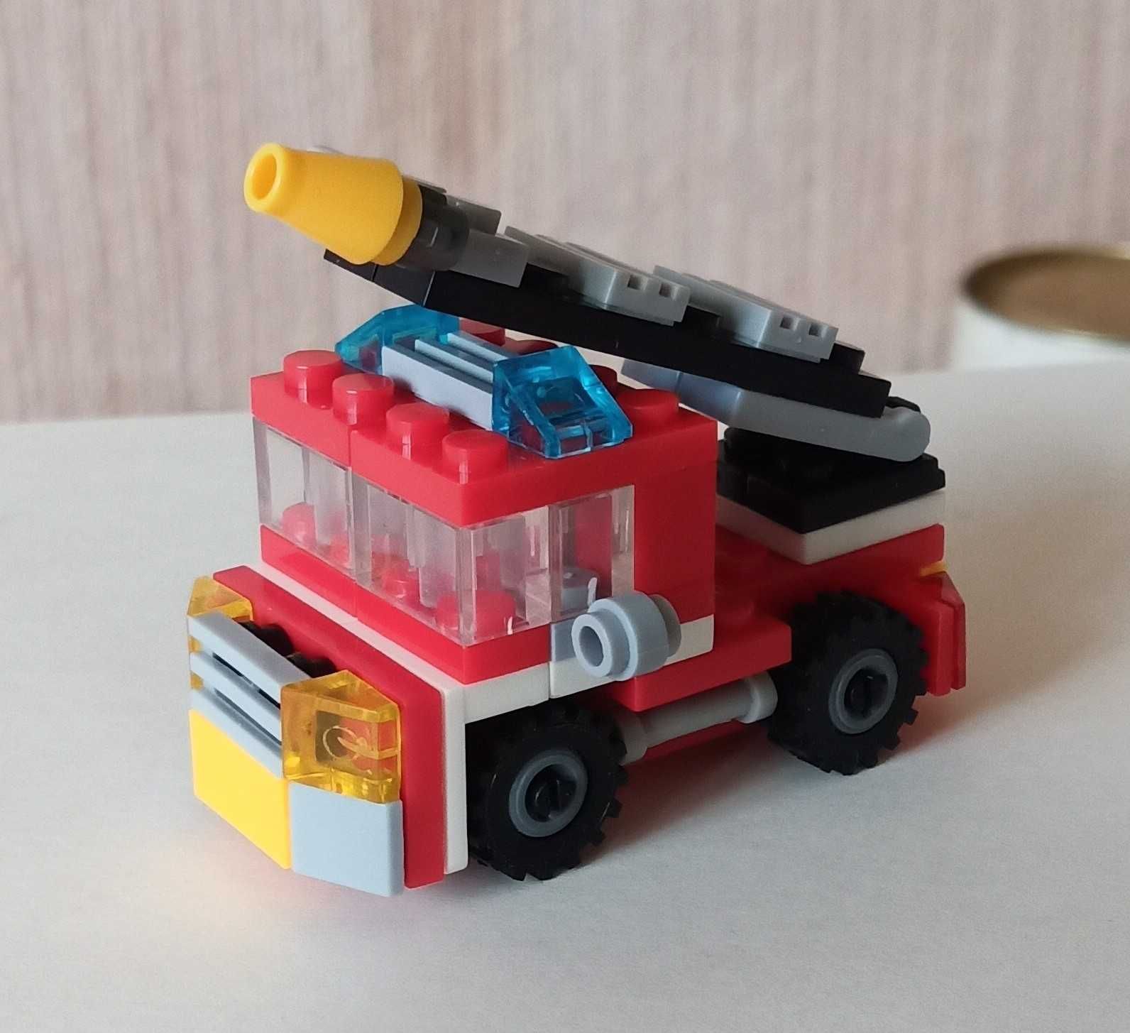 Конструктор. Пожежна техніка. Пожежна машина.