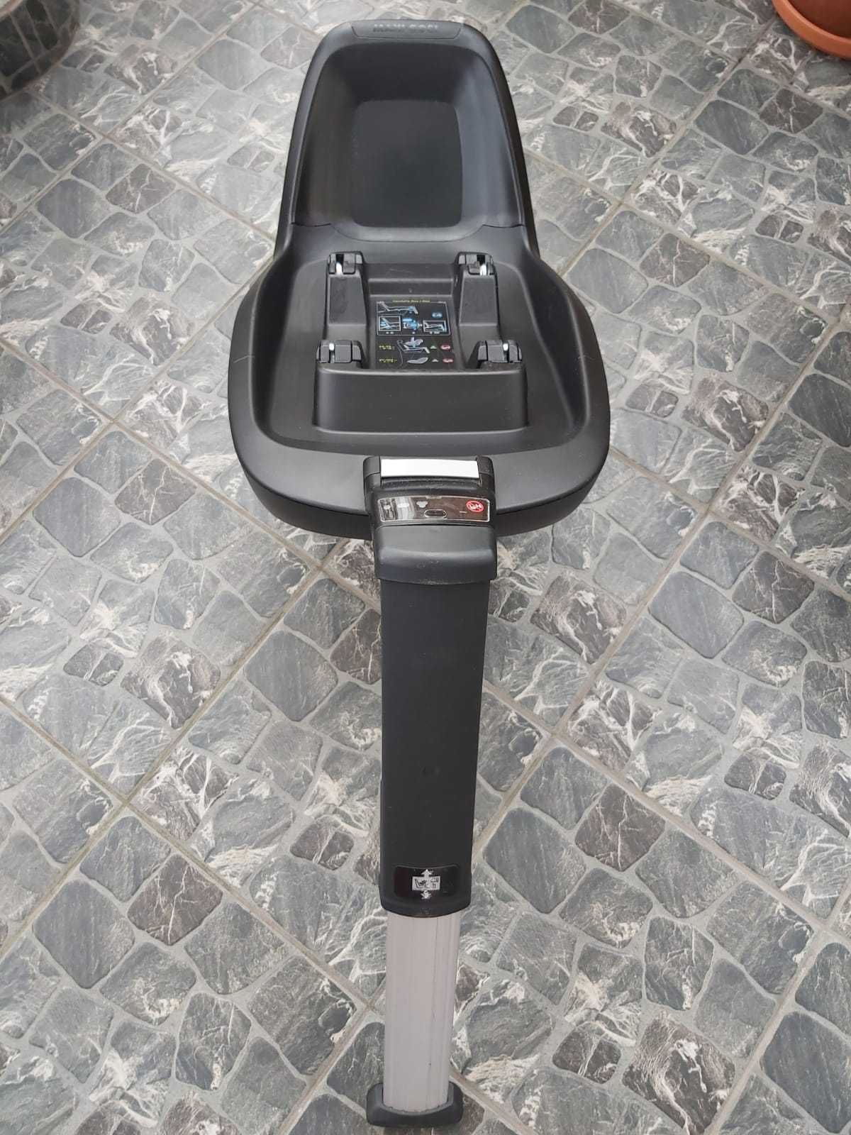 MAXI-COSI Pearl Smart i-Size + baza Family Fix One i-size