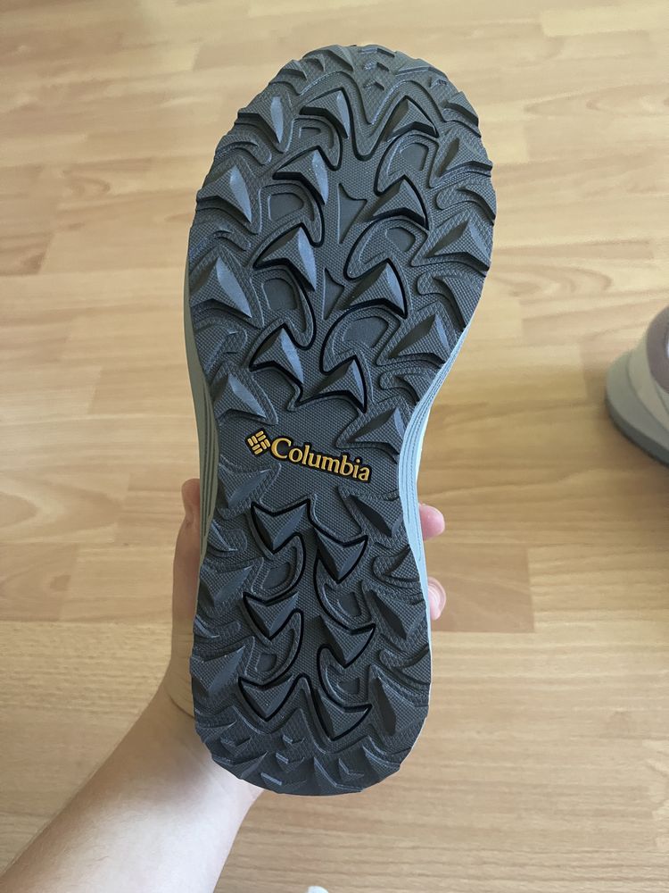 Жіночі кросівки з мембраною Columbia Trailstorm 38розмір 24 см Сірі