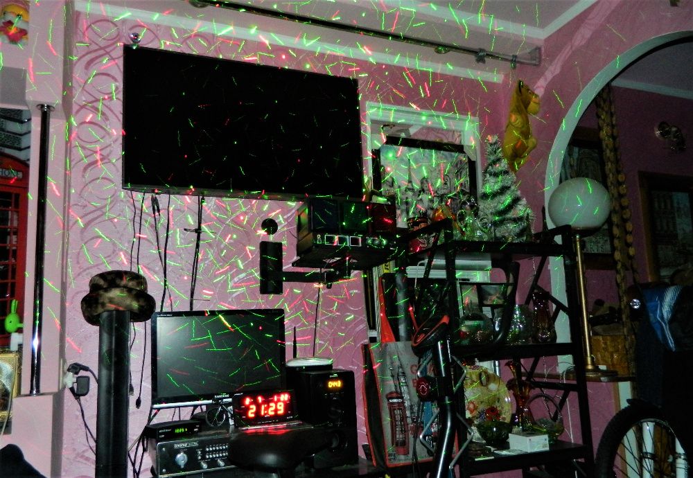 Лазерный диско проектор YX-09 стробоскоп/Цветомузыка светомузыка