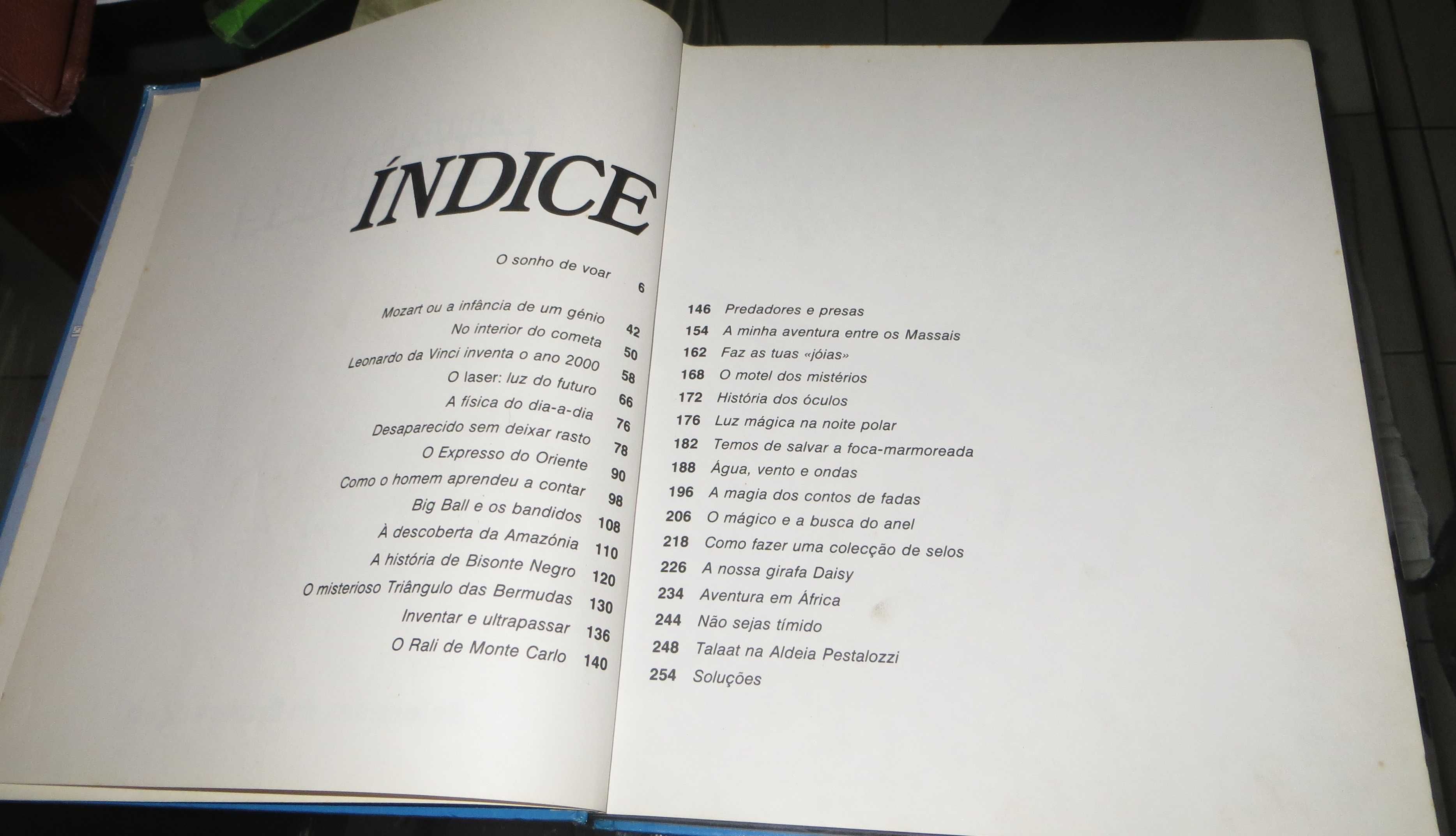 O livro da Juventude - Ilustrado - Número páginas: 256 Ano: 1983