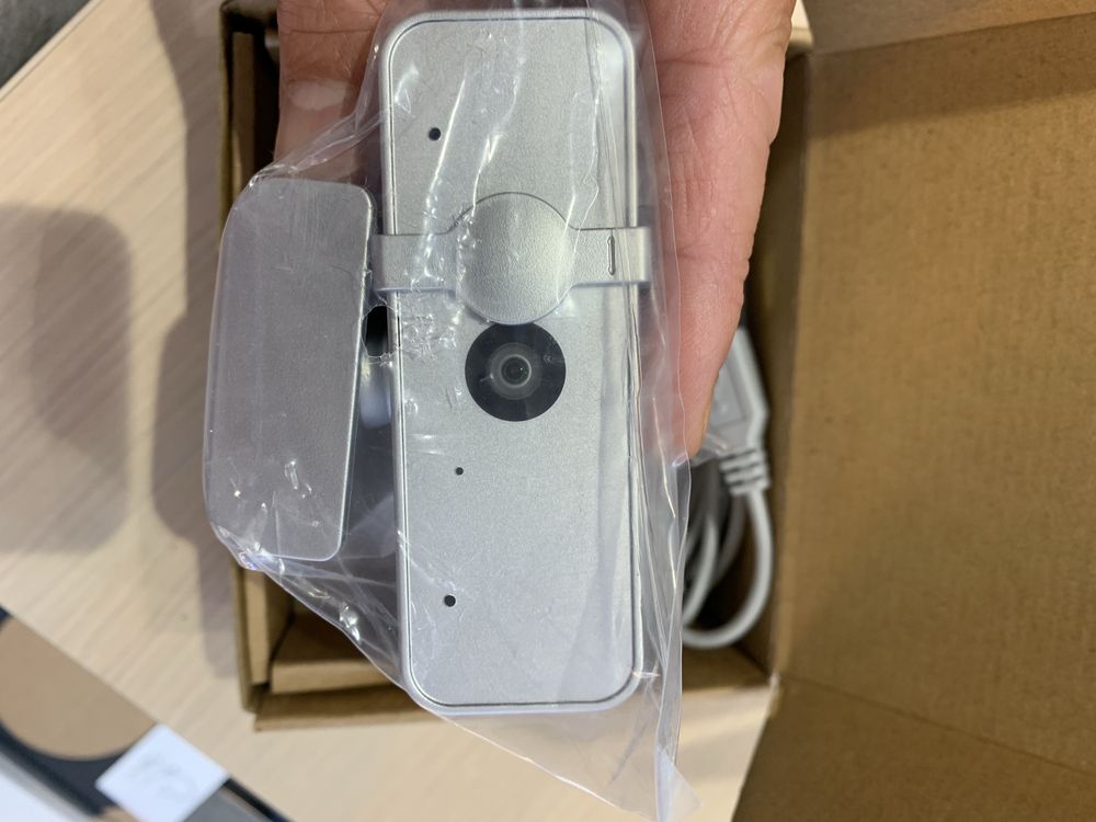 Kamerka internetowa Lenovo 300 FHD Webcam plus sluchawki Encorepro 525