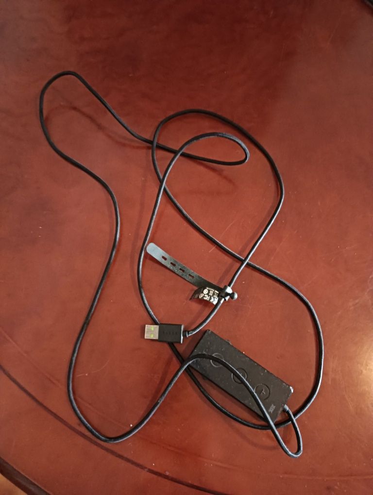 Controlador de audio USB Razer Kraken Tournament edition