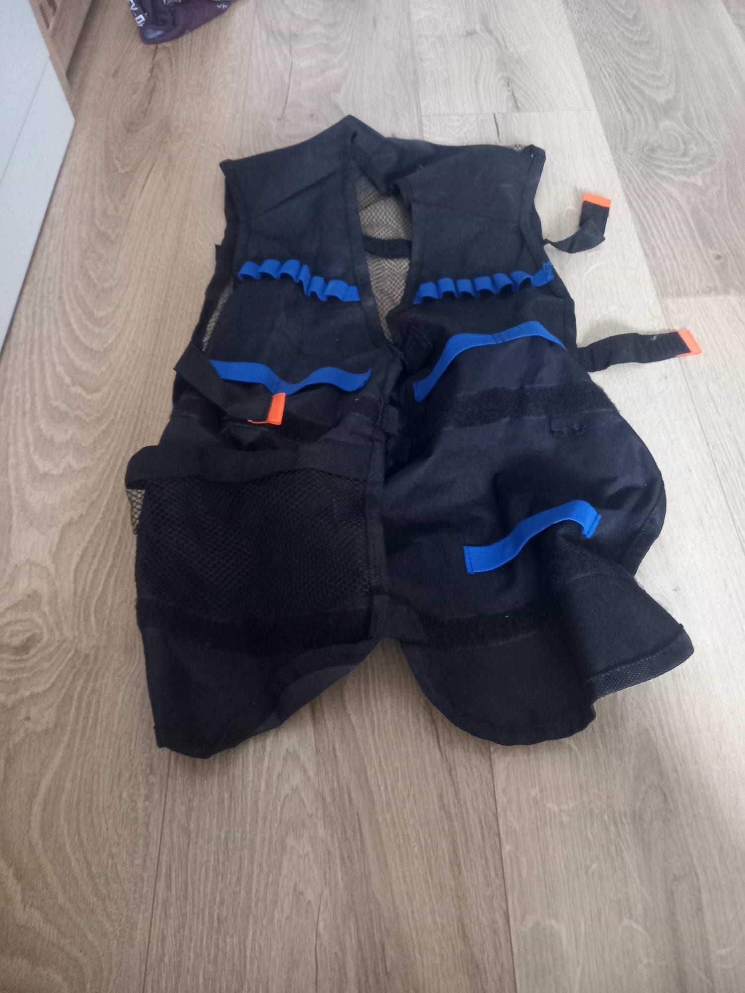 Zestaw Nerf ze strojem Dzień Dziecka