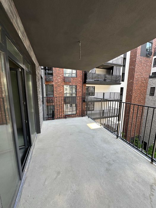 2к ЖК бізнес класу, 75,4м2, тераса, стяжка штукатурка підземний паркіг