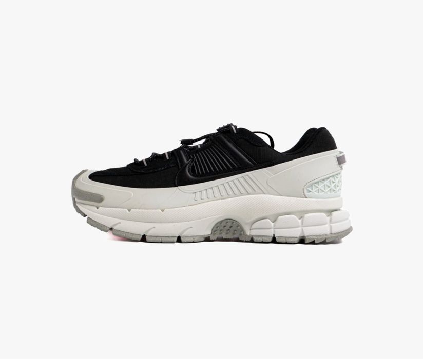 Оригінальні кросівки NikeVomero Roam ( 40 розмір)