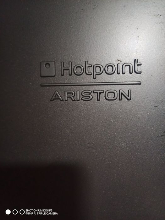 Холодильник 2 компресора Hotpoint Ariston