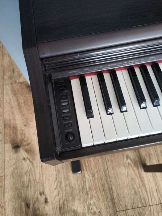 Pianino elektryczne drewniane CELVIANO