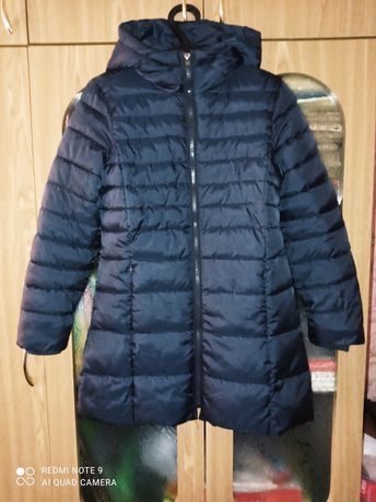Теплая куртка пальто с капюшоном 8-10 лет