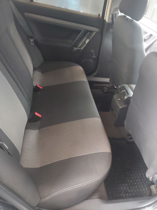 Вектра с продам в,