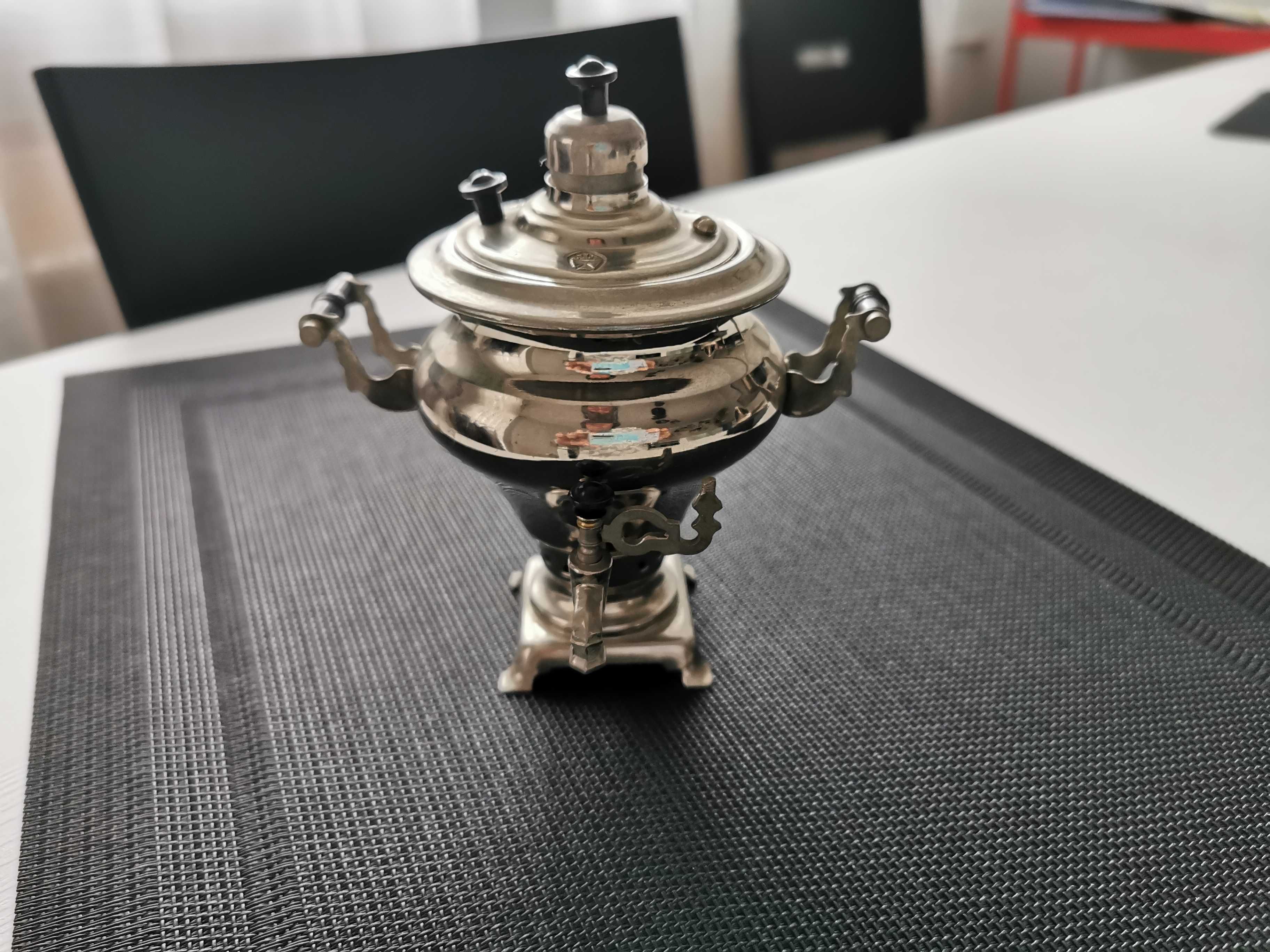 Mini samowar sygnowany
