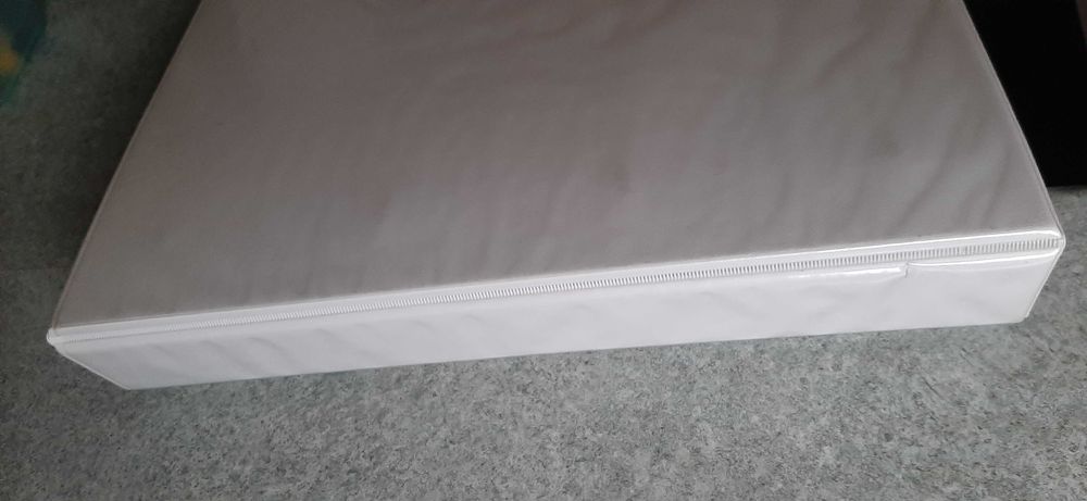 Segregator w formacie A3 szer 4cm 4-o ringowy biały