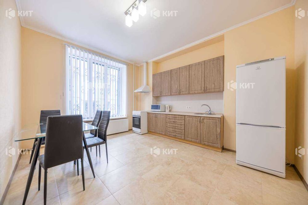 1к 52м2, Центр, Лопатинский, площадь Павловская, сквер Стрелка, 130368