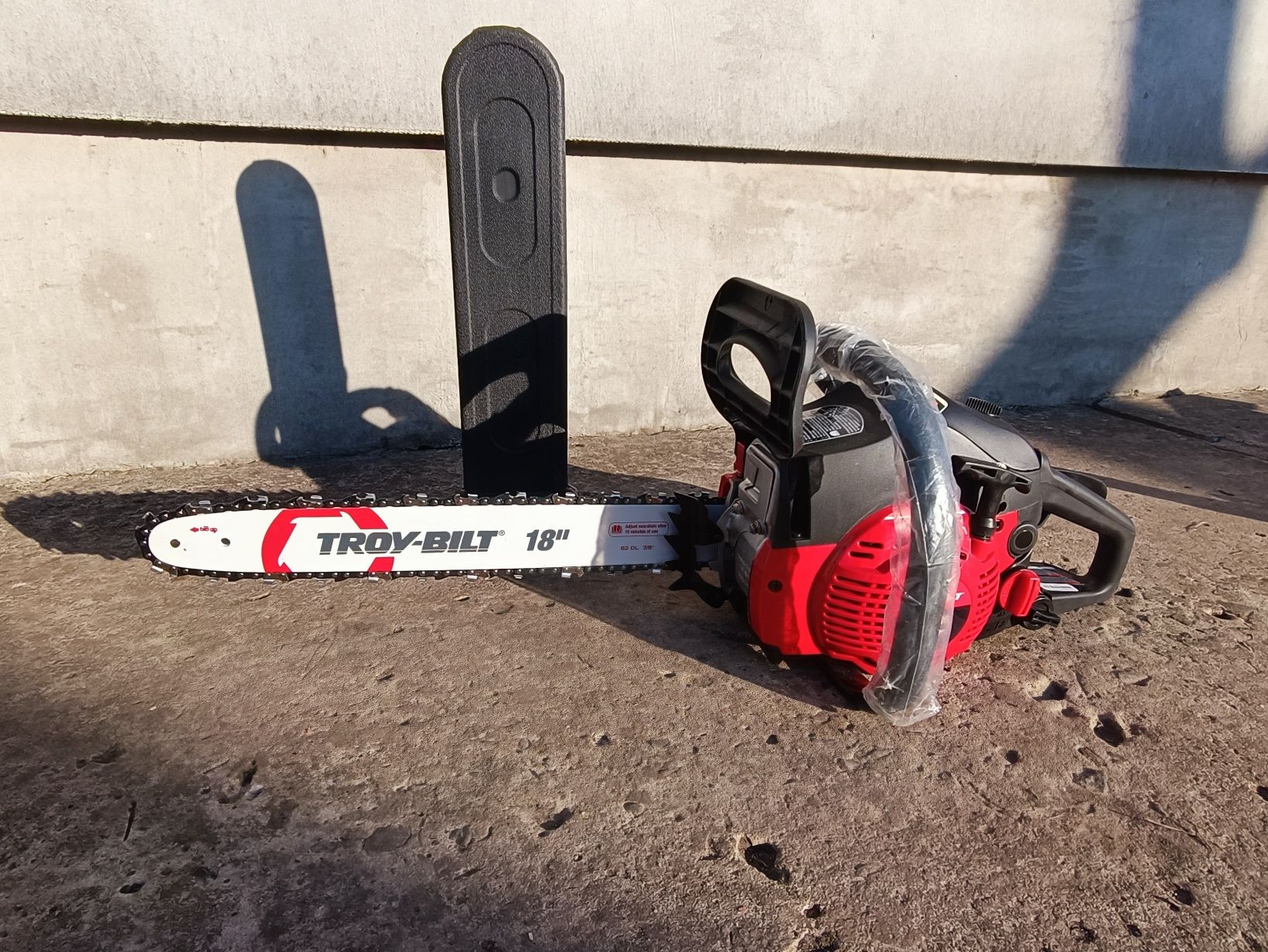 Бензинова пилка Troy-bilt TB4218 з США