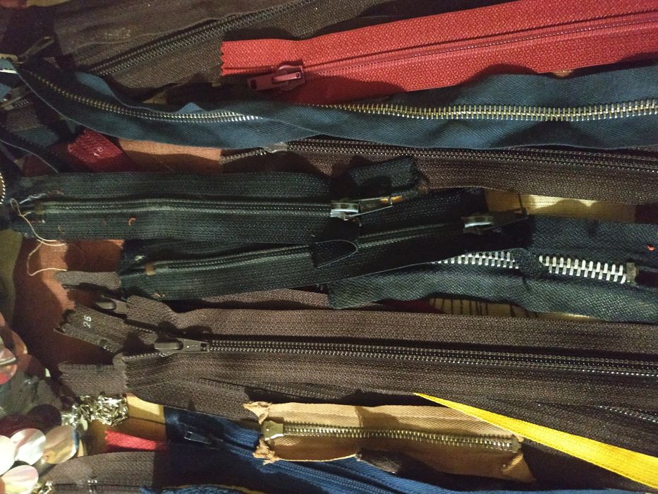 Замочки, різні нові і б/в