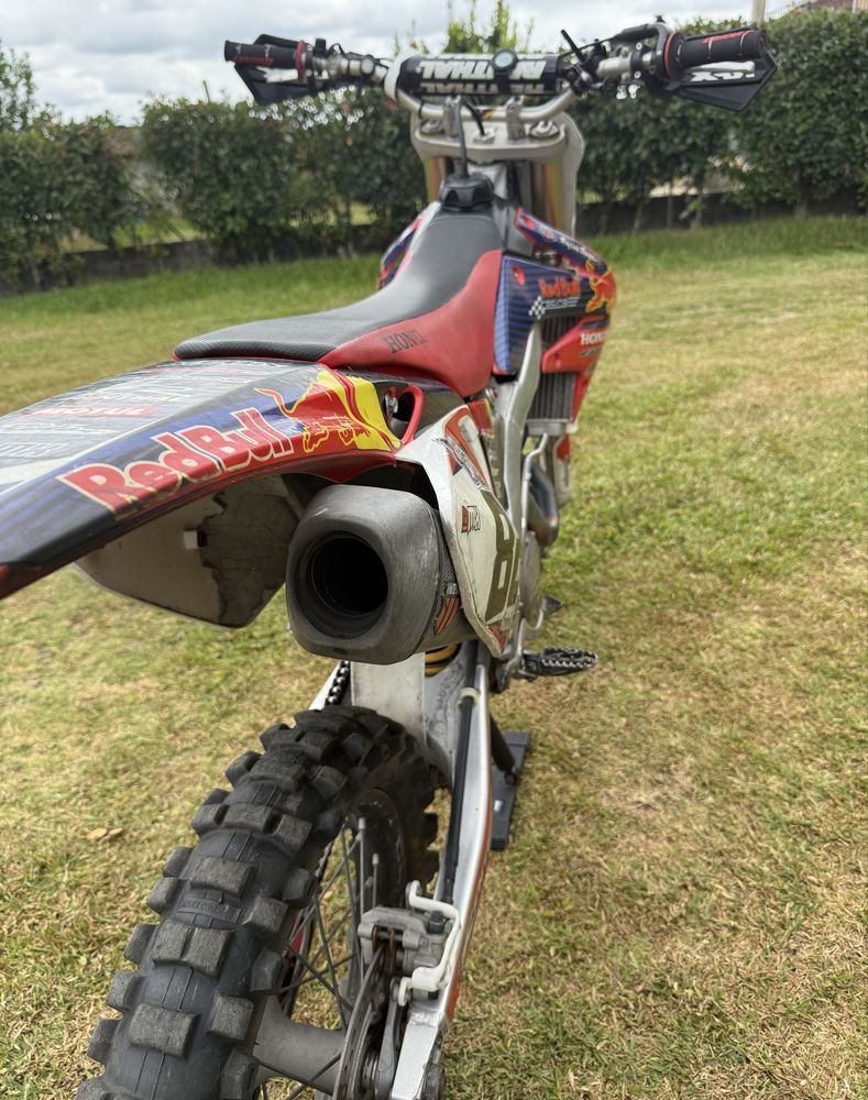 Honda CRF250R  ano “2007” Preço negociável.