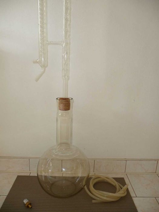 Destylator laboratoryjny do alkoholi. kolba10L+deflegmator z chłodnicą