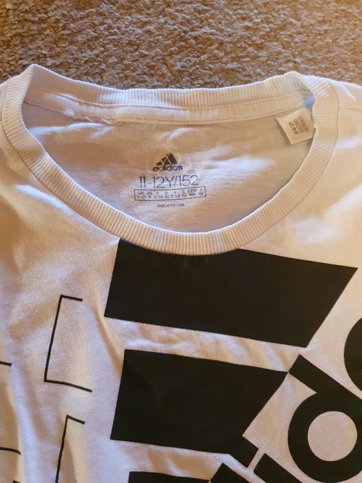 T-Shirt Adidas..