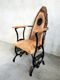 Fotel Loft z drewna i stali