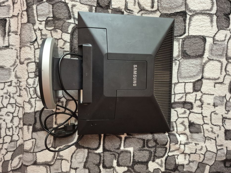 Монітор 19" Samsung 940N