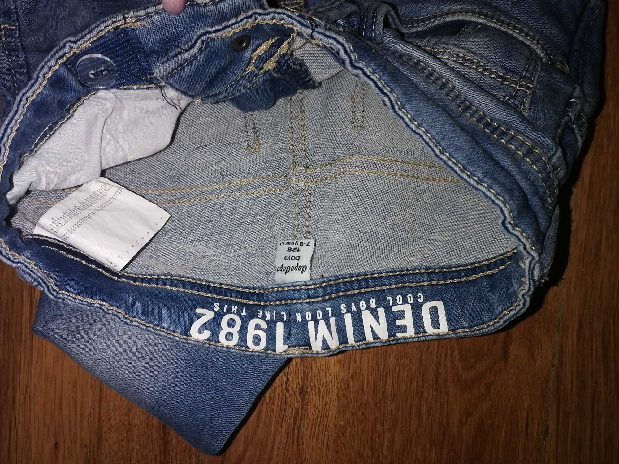 Spodnie jeansowe chłopięce 128