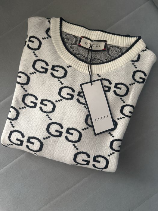 Sweterek biały premium