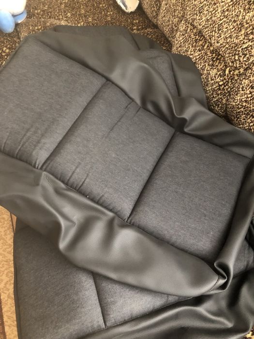 Чохли на сидіння