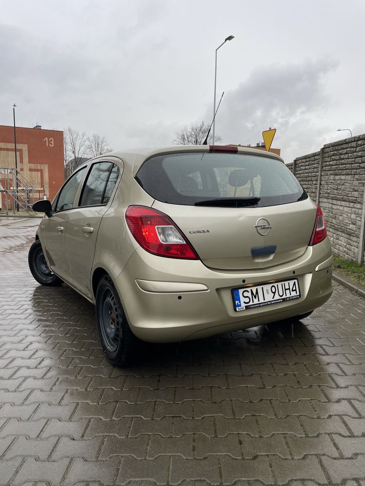 Opel Corsa 1.4 - BEZWYPADKOWA