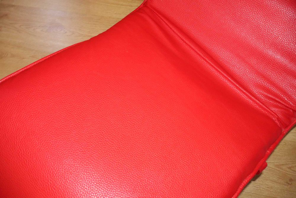 Cadeira Design vermelho