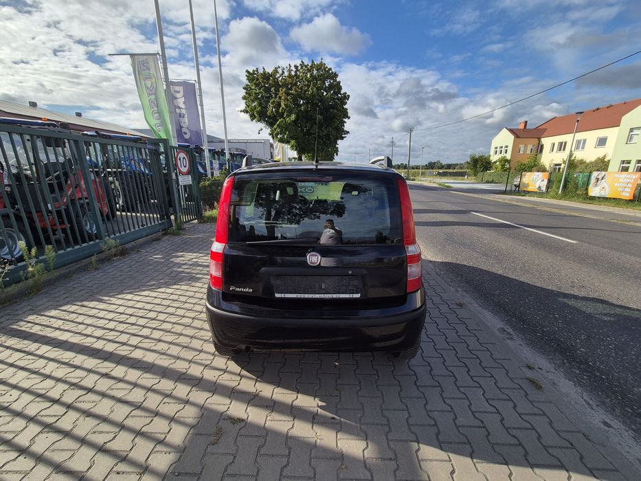 * Fiat Panda * 1.2 benzyna * Klimatyzacja * Wspomaganie City * 2010 r