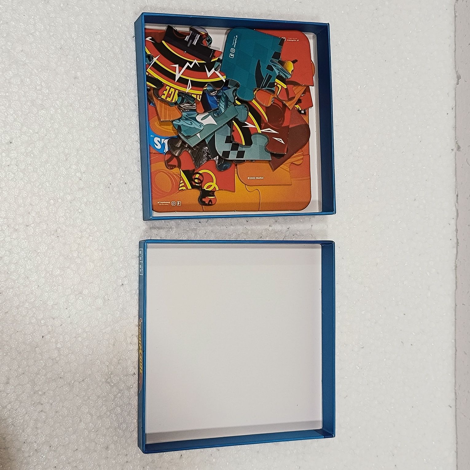 Conjunto de 2 Puzzles Infantis Europrice Hot Wheels e Looney Tunes 3+