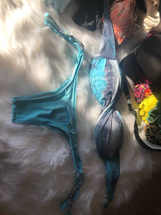 bikini azul tamanho m brasileiro