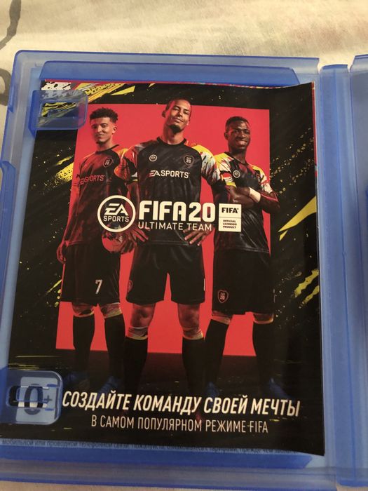 Ігра FIFA 19 для PlayStation 4.