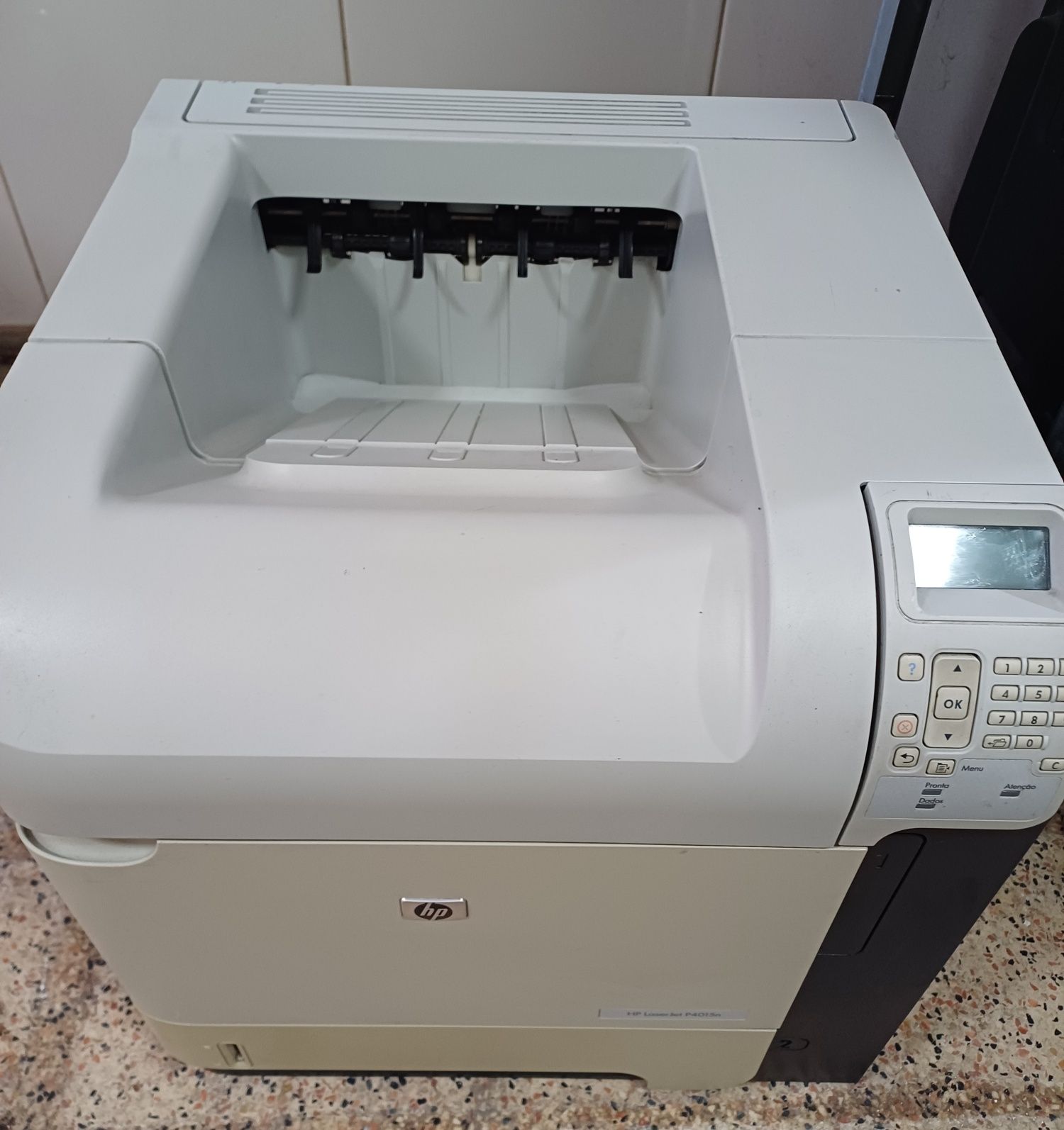 Impressora HP P4015N Recondicionada gama Profissional