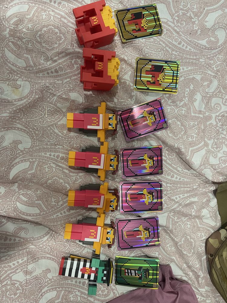Bonecos Minecraft Mcdonalds