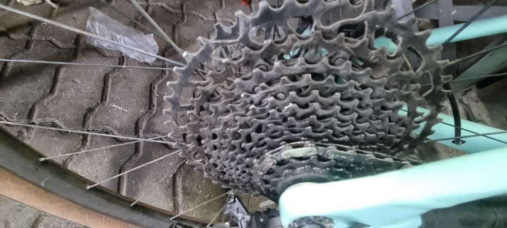 Rodas 29 completas em carbono