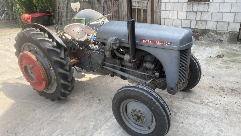 Traktor ciągnik ferguson 35