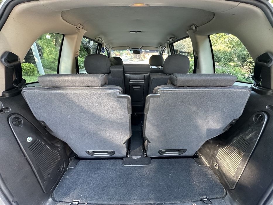 Свіжозагнана‼️2005рік.Опель Зефіра 2.0тді 7місць