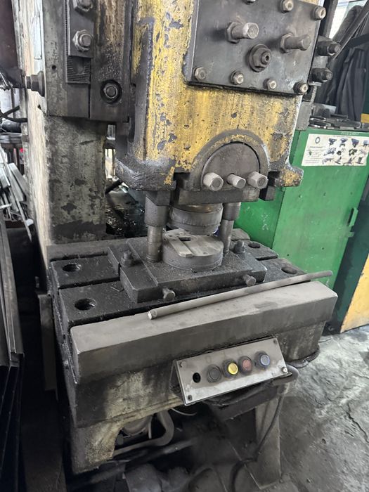 Прес кривошипний КД2328К