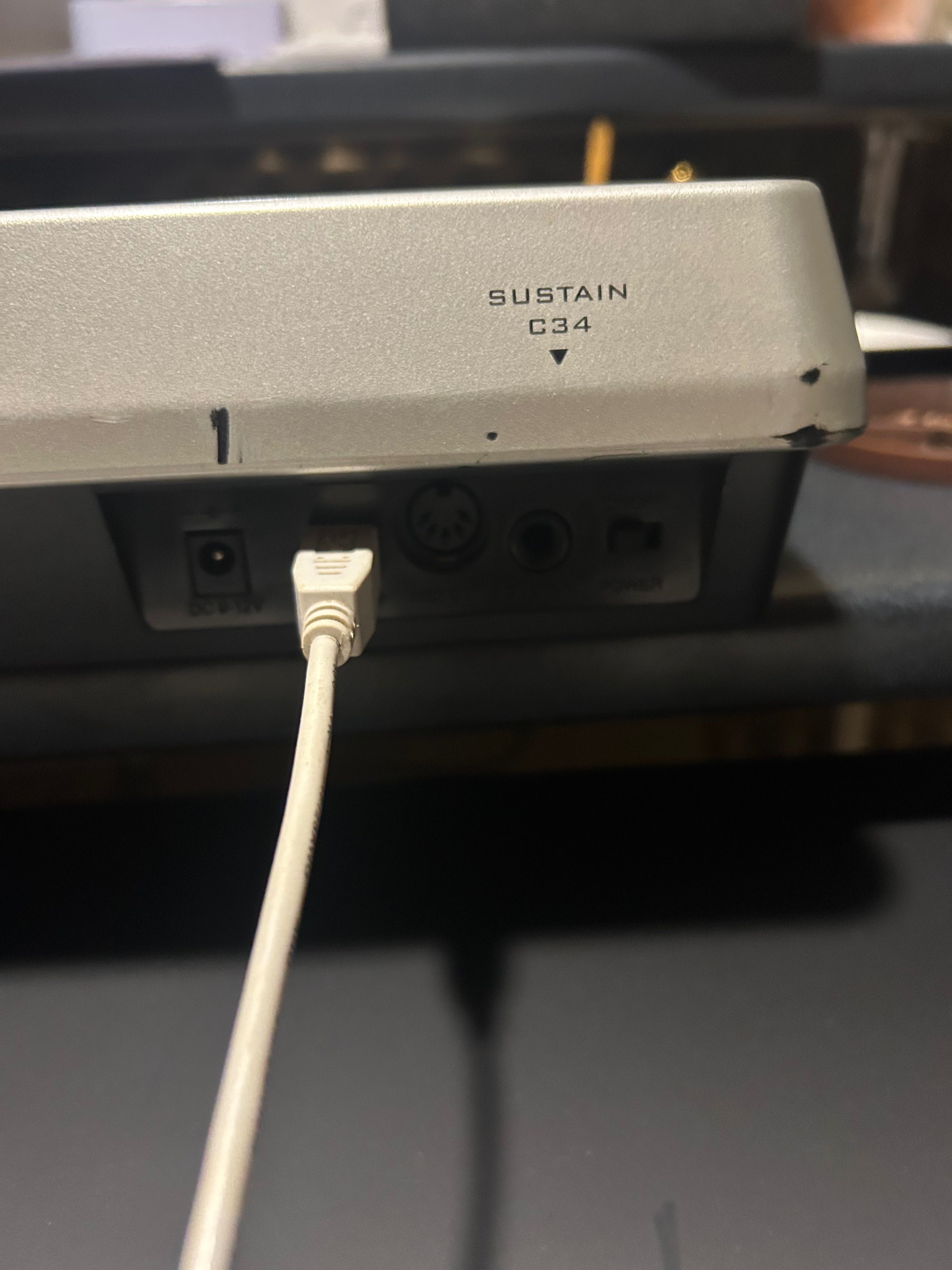 MIDI controller (клавіатура)