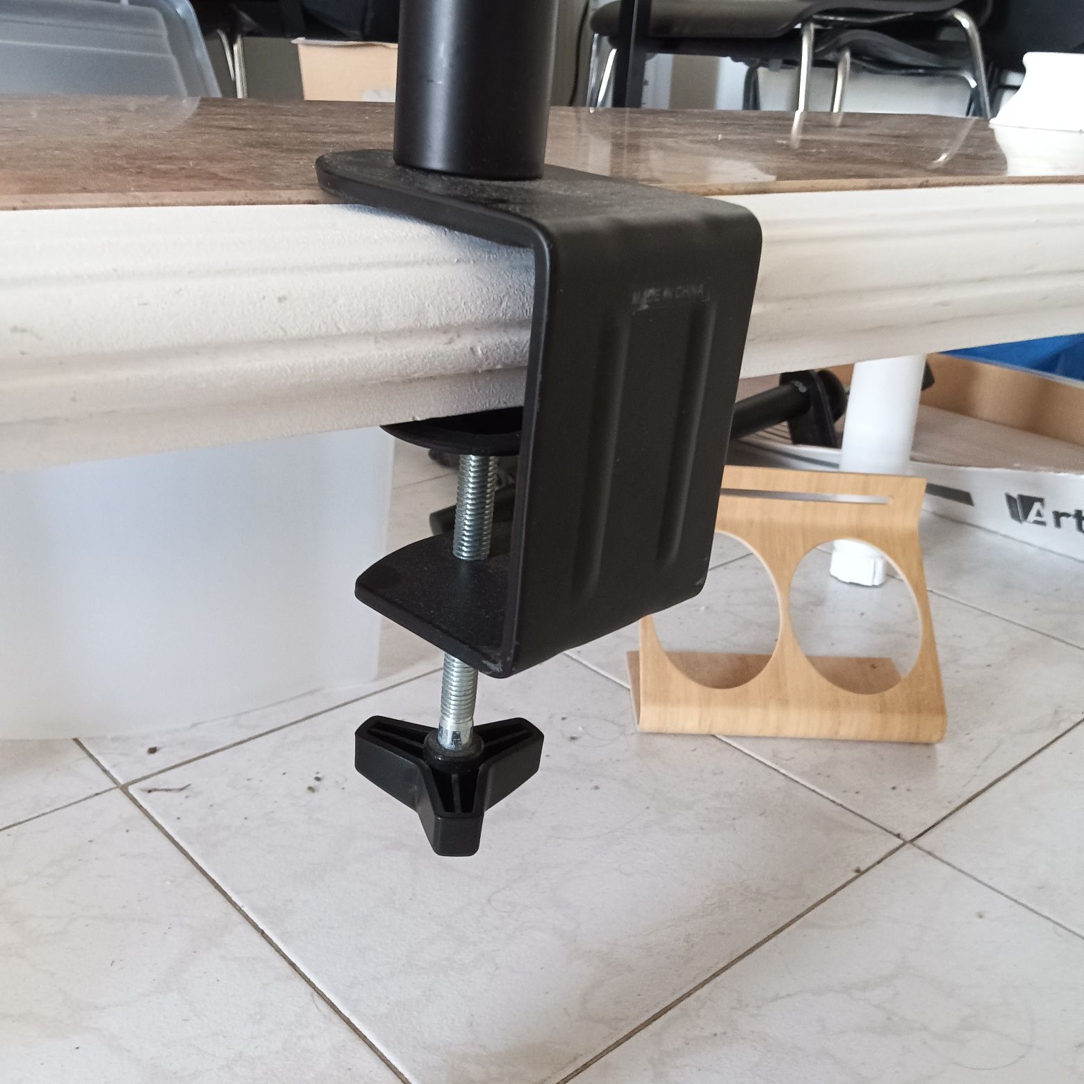 Suporte de mesa p monitor