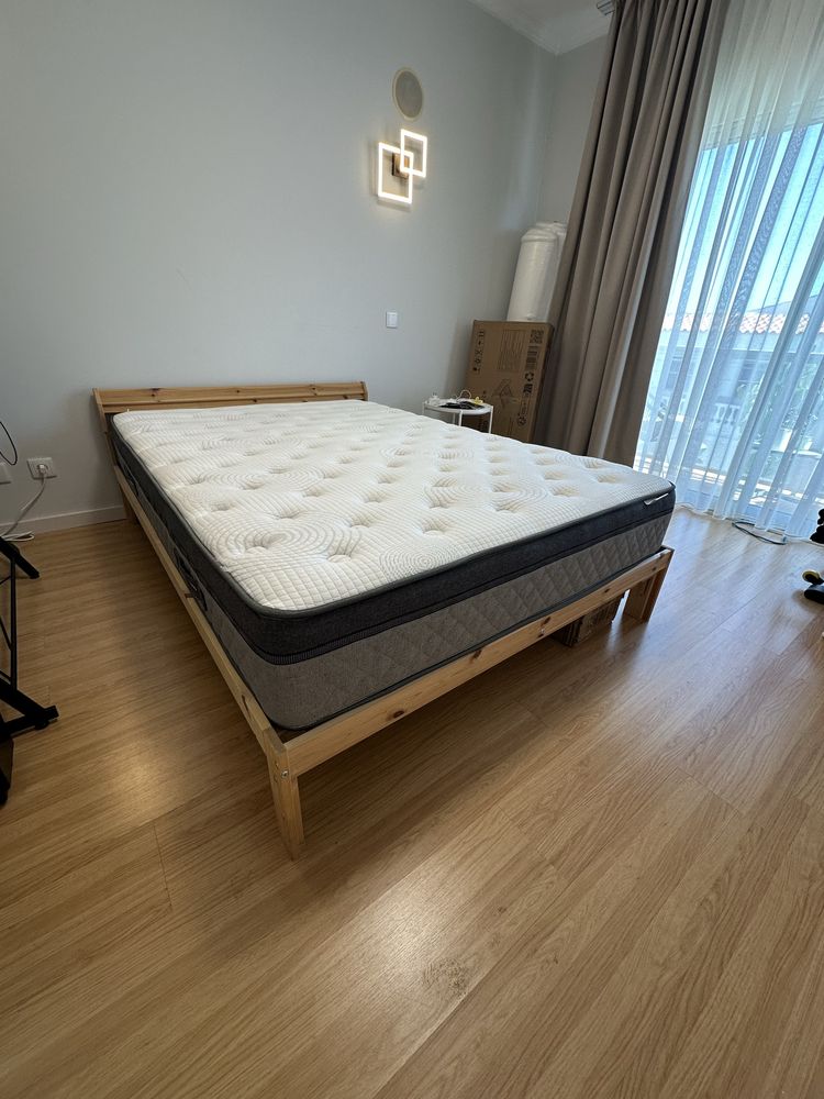 Cama 140x200 com colchão