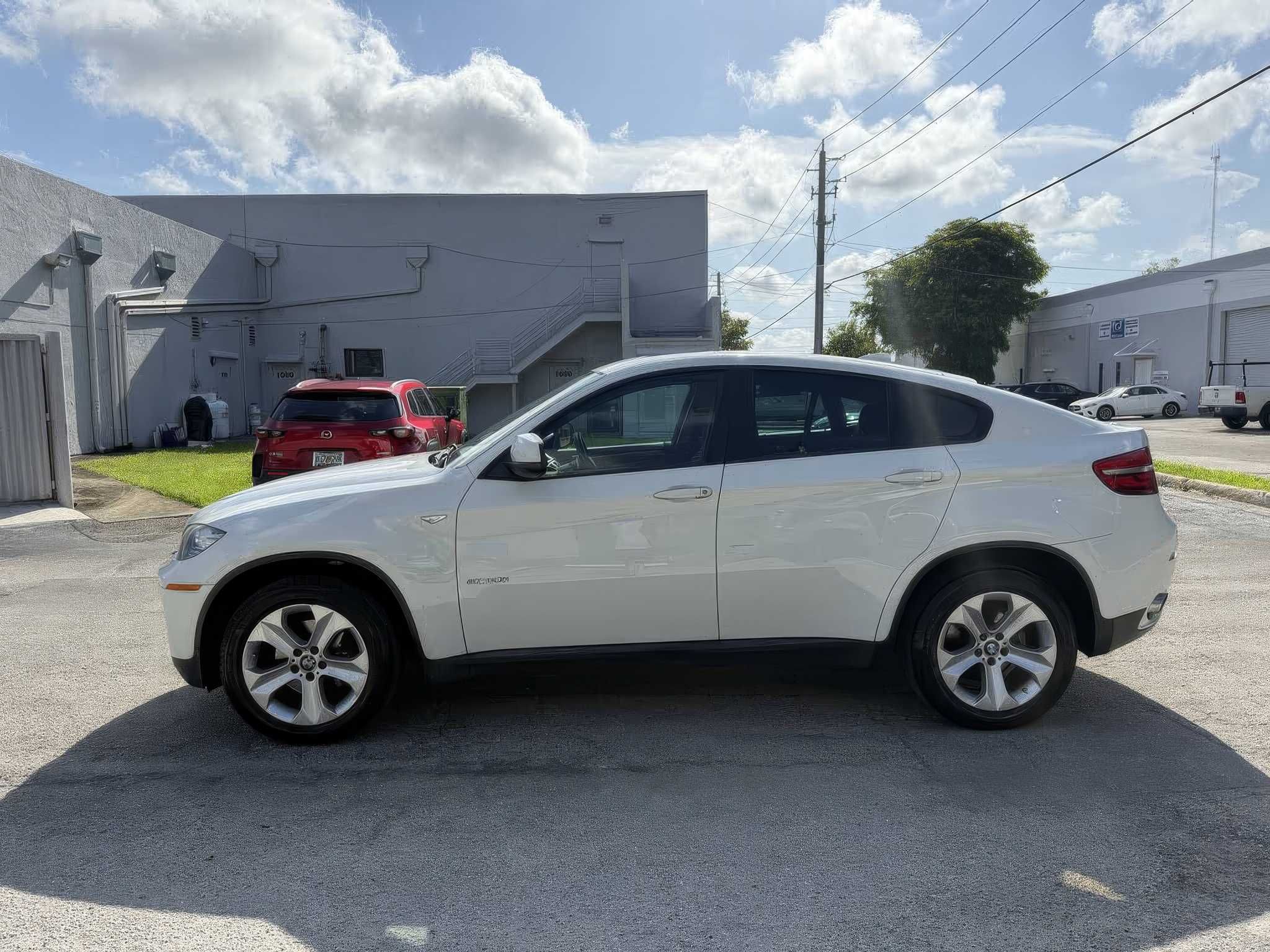 2013 BMW X6 xDrive35i