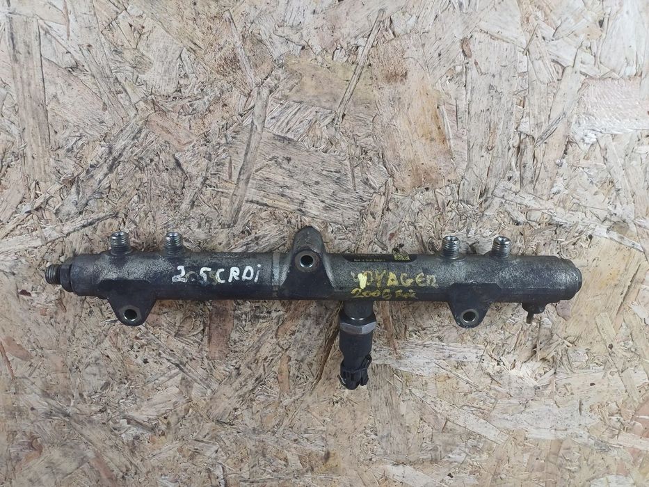 CHRYSLER Voyager Listwa Wtryskowa Bosch 0445214041