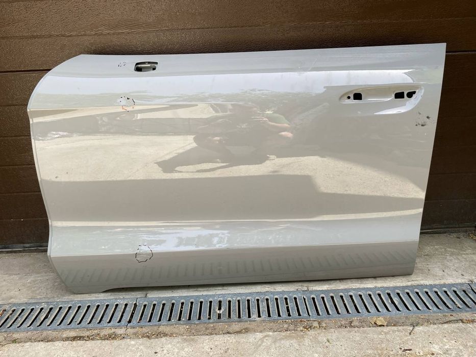 Porsche taycan двері передні ліві